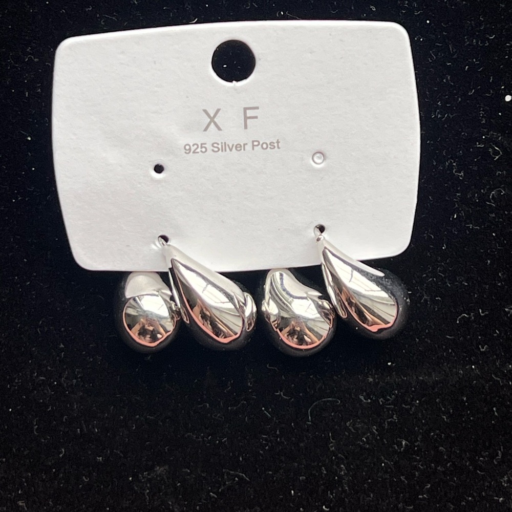 Silver Teardrop Earrings